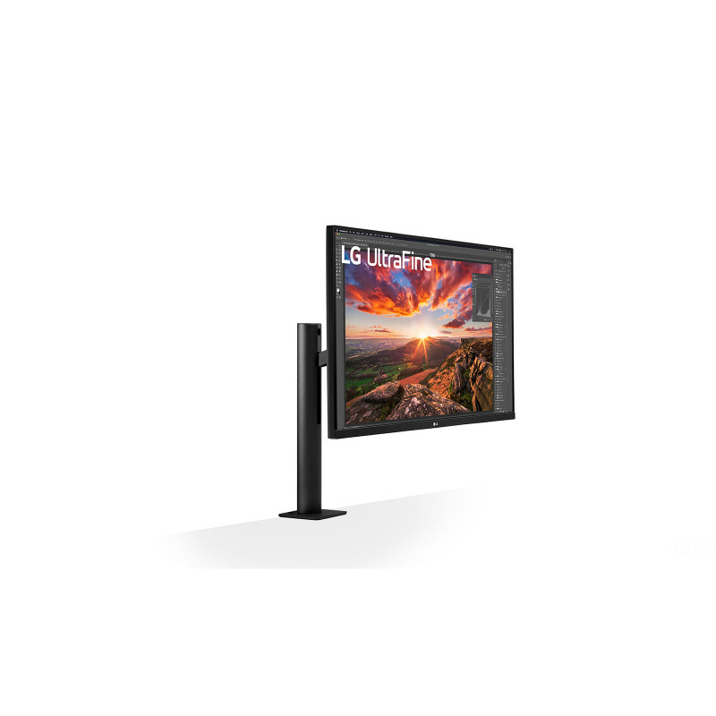 LG 32UN880 32in 4K