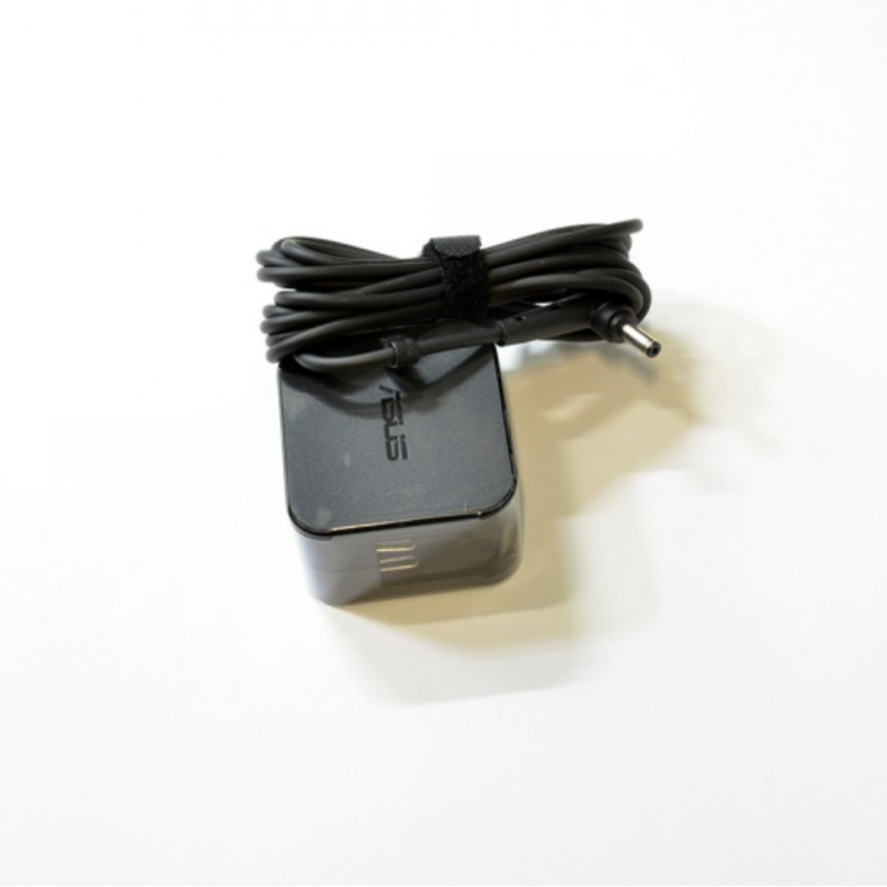 ASUS AD2131M20 genuine charger 19V 1.75A 33W without antgalio to wall outlet