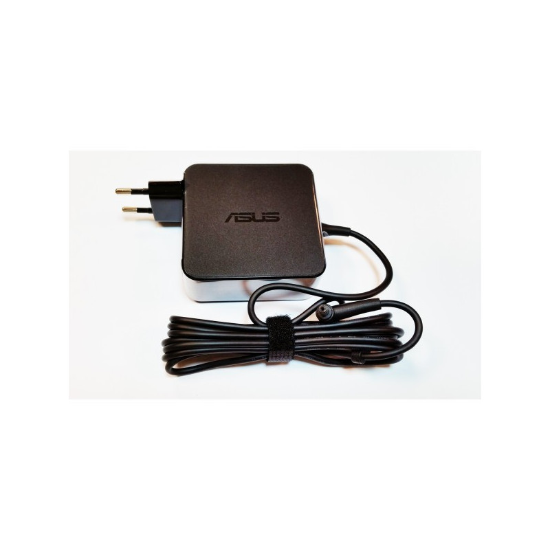 ASUS ADP-33AW C C.C.:G C300MA X200CA X200MA X200LA 19V 1.75A 4.0x1.35 genuine charger 33W ASUS ADP-33AW C C.C.:G C300MA X200CA X200MA X200LA 19V 1.75A 4.0x1.35 genuine charger 33W