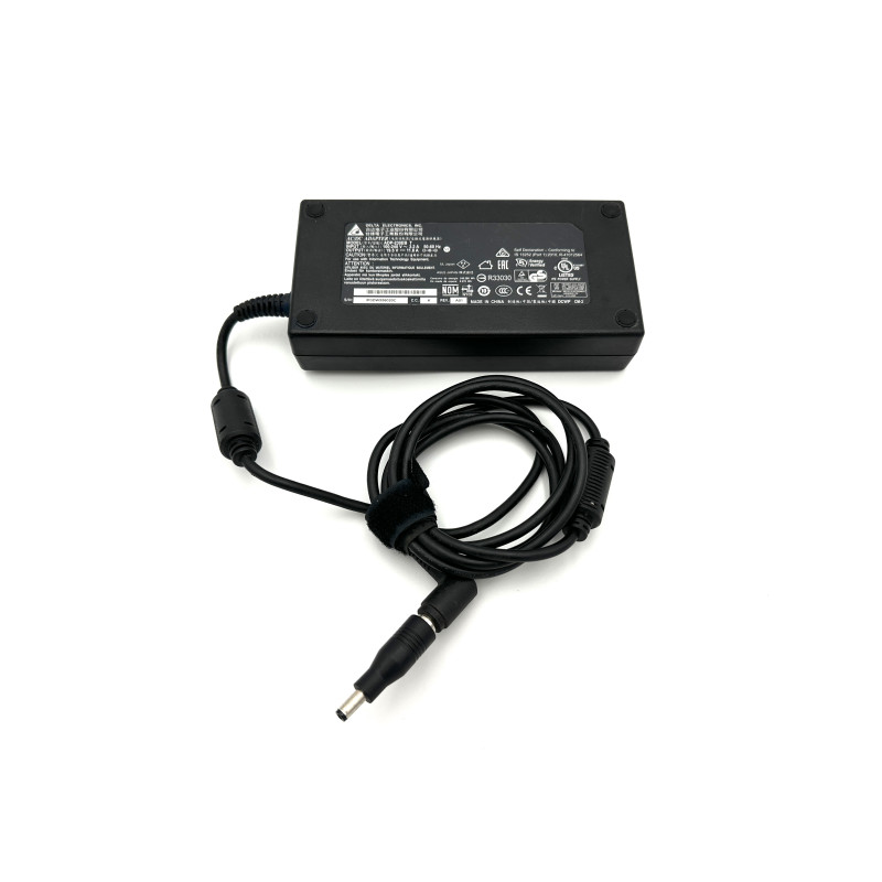 ASUS MSI Medion charger 19.5V 11.8A 230W 5.5x2.5 USED ASUS MSI Medion charger 19.5V 11.8A 230W 5.5x2.5 USED