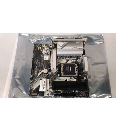 SALE OUT. ASRock AMD AM5 A620/4DDR5 WIFI | ASRock A620M Pro RS WiFi | Processor family AMD | Processor socket AM5 | DDR5 DIMM | 