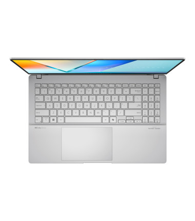 Asus Vivobook S 15 OLED S5507QA-MA001W | Cool Silver | 15.6 " | OLED | 3K | 2880 x 1620 pixels | Glossy | Snapdragon X Elite | 3