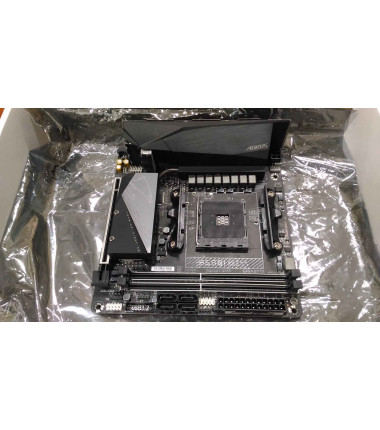 SALE OUT. GIGABYTE B550I AORUS PRO AX 1.0 M/B, USED, REFURBISHED | Gigabyte | B550I AORUS PRO AX 1.0 | Processor family AMD | Pr