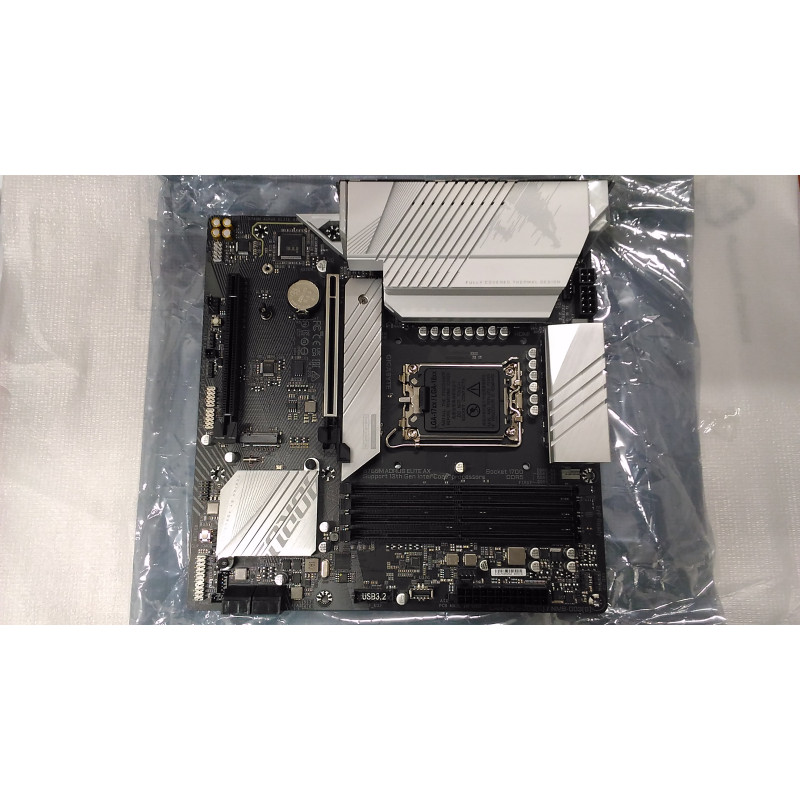 SALE OUT. GIGABYTE B760M AORUS ELITE AX 1.0 M/B | Gigabyte B760M AORUS ELITE AX 1.0 M/B | Processor family Intel | Processor soc