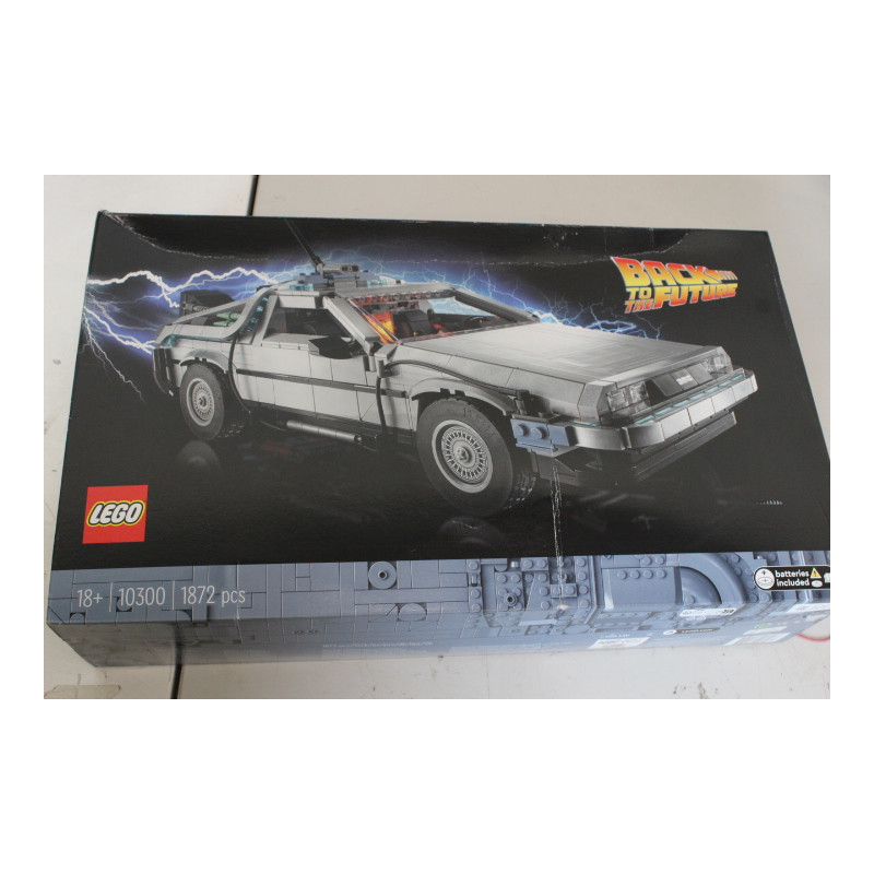 SALE OUT. LEGO 10300 ICONS Back to the Future Time Machine Set, Grey | LEGO DAMAGED PACKAGING