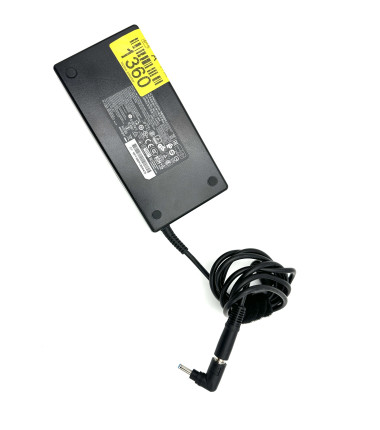 Msi 19.5v 9.23a 4.5*3.0 originalus įkroviklis su adapteriu USED