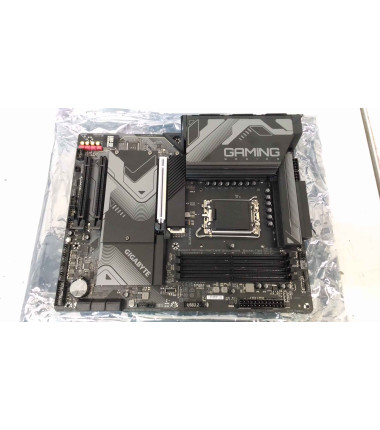 SALE OUT. Gigabyte Z790 GAMING X 1.0 M/B, Processor family Intel, Processor socket LGA1700, DDR5 DIMM, Memory slots 4, Sup