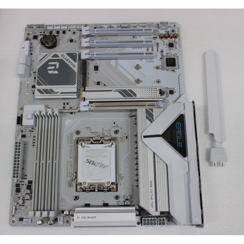 SALE OUT. Gigabyte B850 EAGLE WF7 ICE, Processor family AMD, Processor socket AM5, Number of SATA connectors 4, USED, REFURB