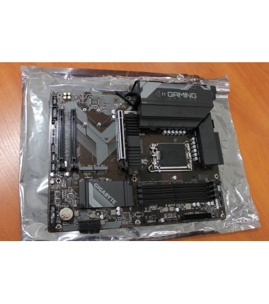 SALE OUT. | Gigabyte B760 GAMING X 1.0 M/B | Processor family Intel | Processor socket  LGA1700 | DDR5 DIMM | Memory slots 4 | S